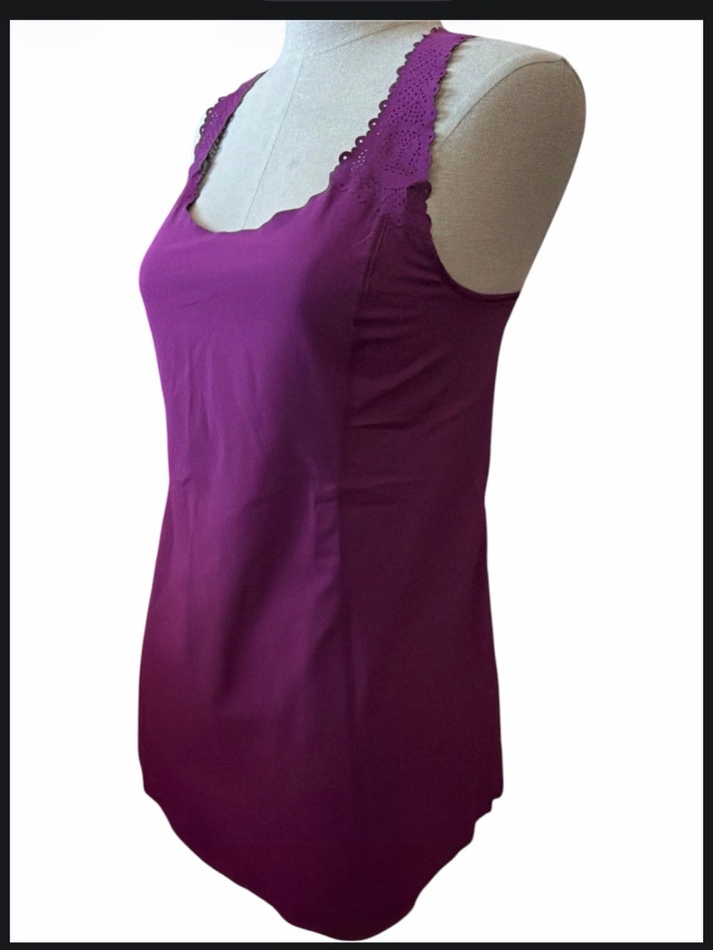 LULULEMON vintage laser cut tank